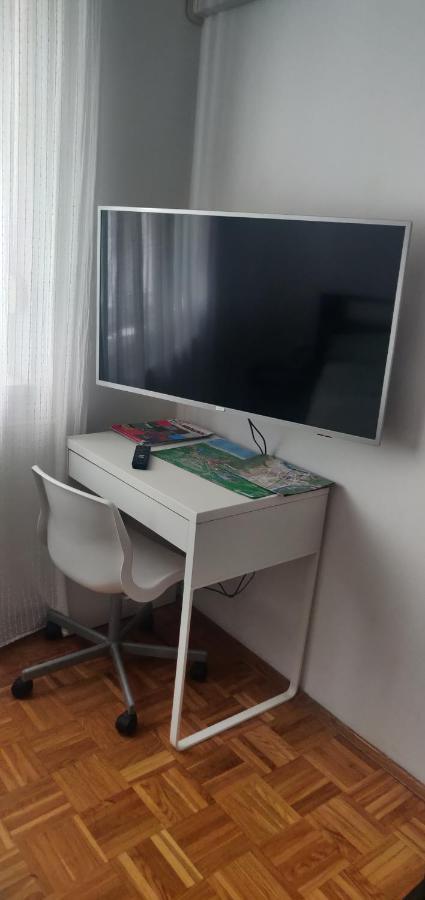 Apartman Malina 카를로바츠 외부 사진