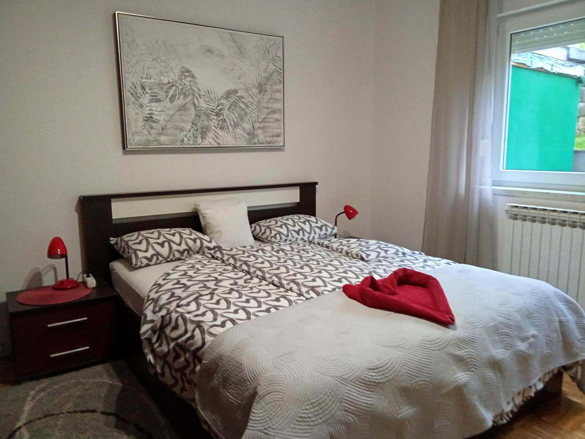 Apartman Malina 카를로바츠 외부 사진