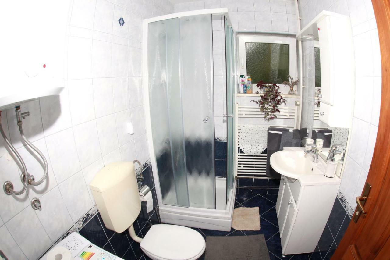 Apartman Malina 카를로바츠 외부 사진